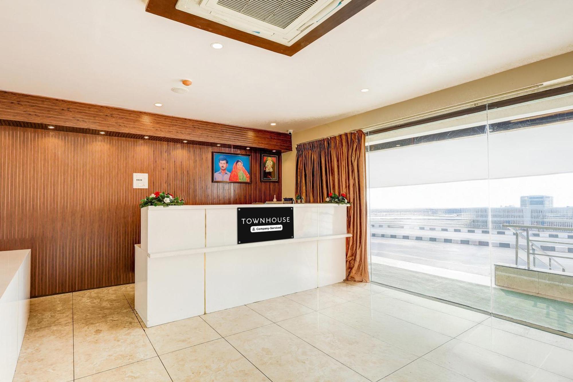 Townhouse Pendurthi Visakhapatnam Hotel Sabbavaram ภายนอก รูปภาพ
