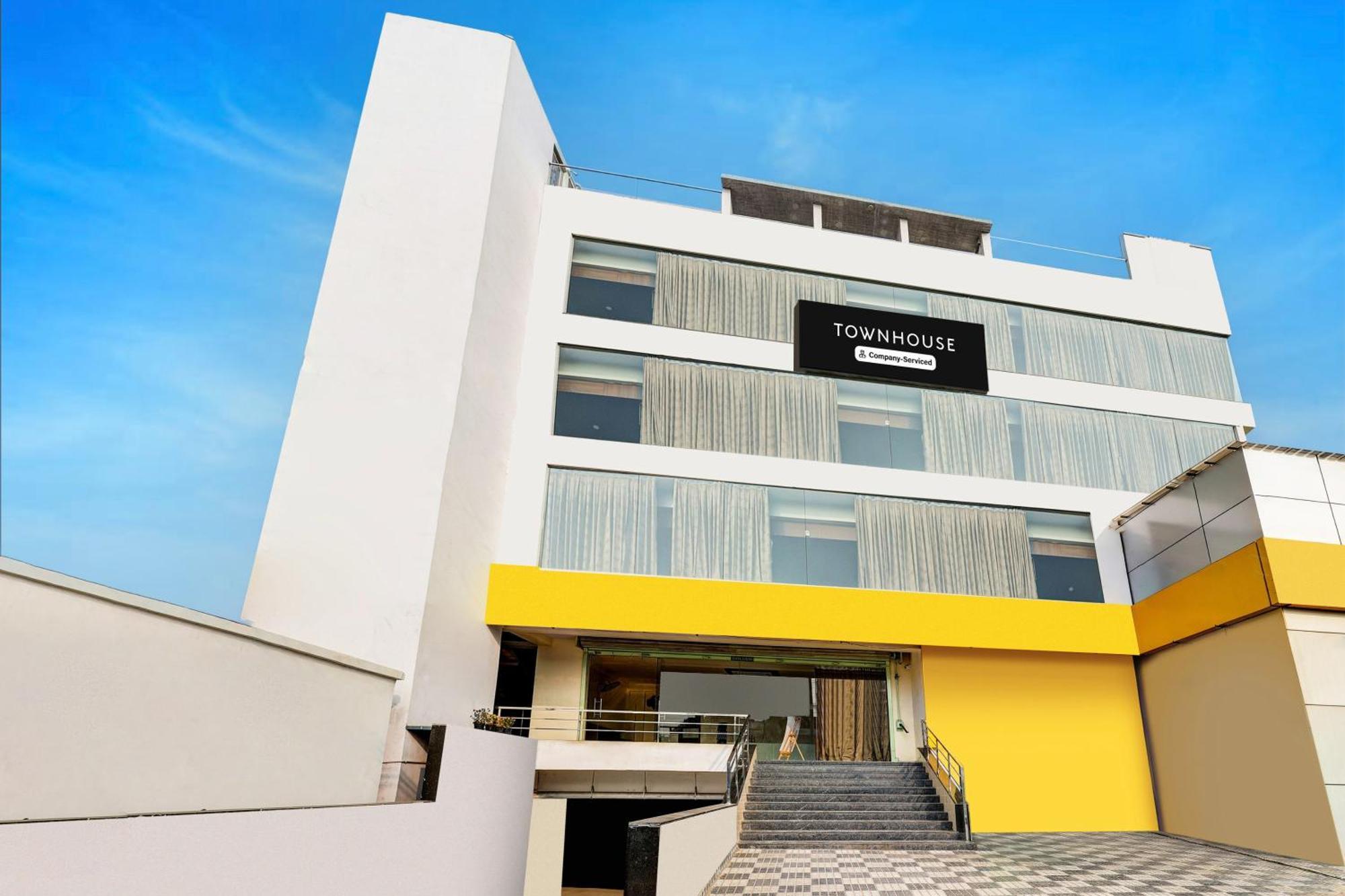 Townhouse Pendurthi Visakhapatnam Hotel Sabbavaram ภายนอก รูปภาพ